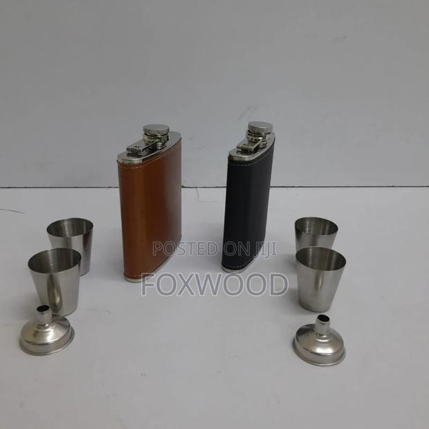 Portable Hip Flask/Whisky Bottle Set - thumbnail 2