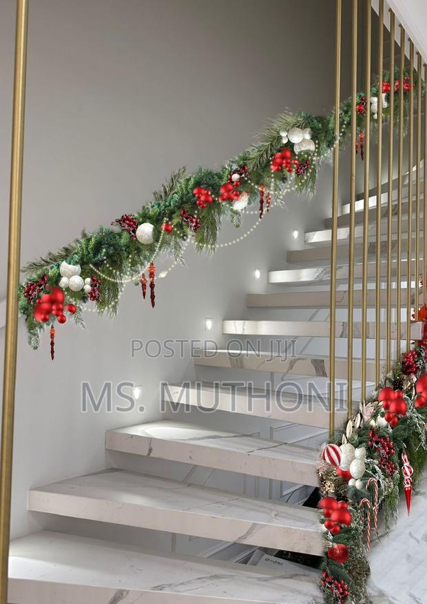 Cones Betties Decorative 2.5m High Quality Garland - thumbnail 2