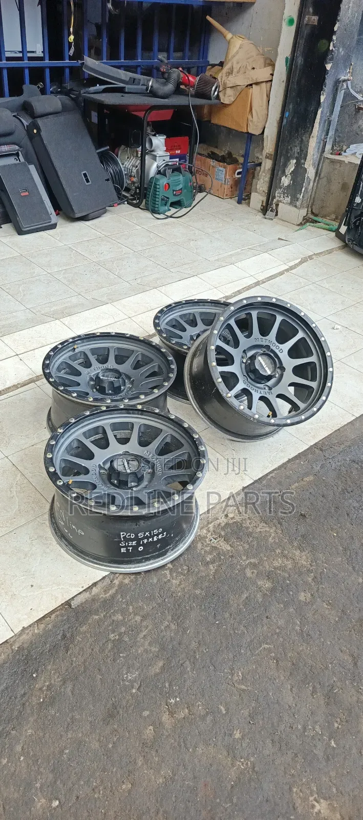 17" Alloys Wheels by Method Usa. 5holes for Landcruiser.