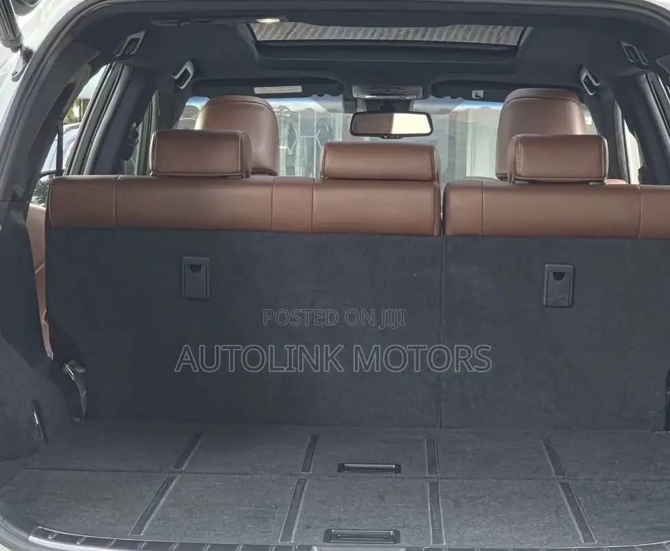Toyota Harrier 2.0 2018 White