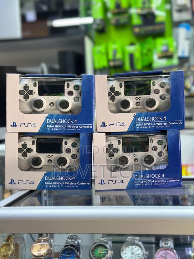 Sony Playstation 4 Ps4 Dualshock Wireless Controller White - main view