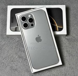 Apple iPhone 16 Pro Max 256 GB Gray - thumbnail 2