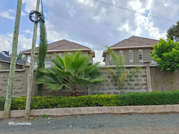 4bdrm Duplex in Gateway Mall Area for rent