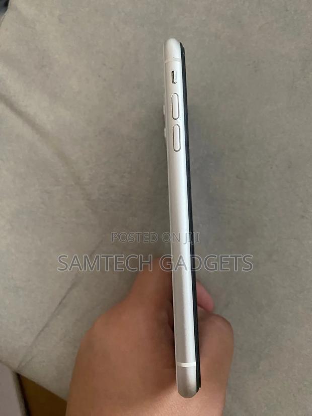 Apple iPhone 11 128 GB White - thumbnail 3