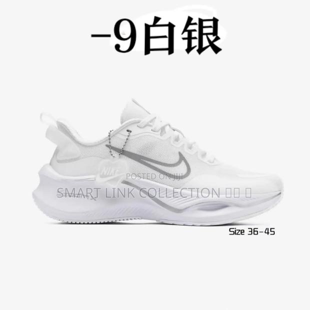 White Zoom Runner - thumbnail 2