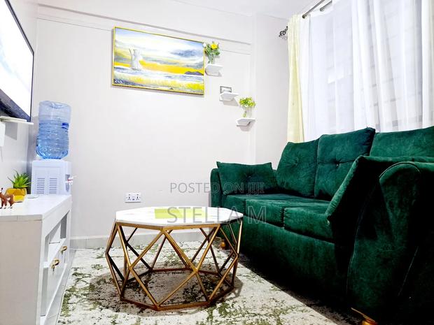 Airbnb Cozy Partitioned Studio - thumbnail 4