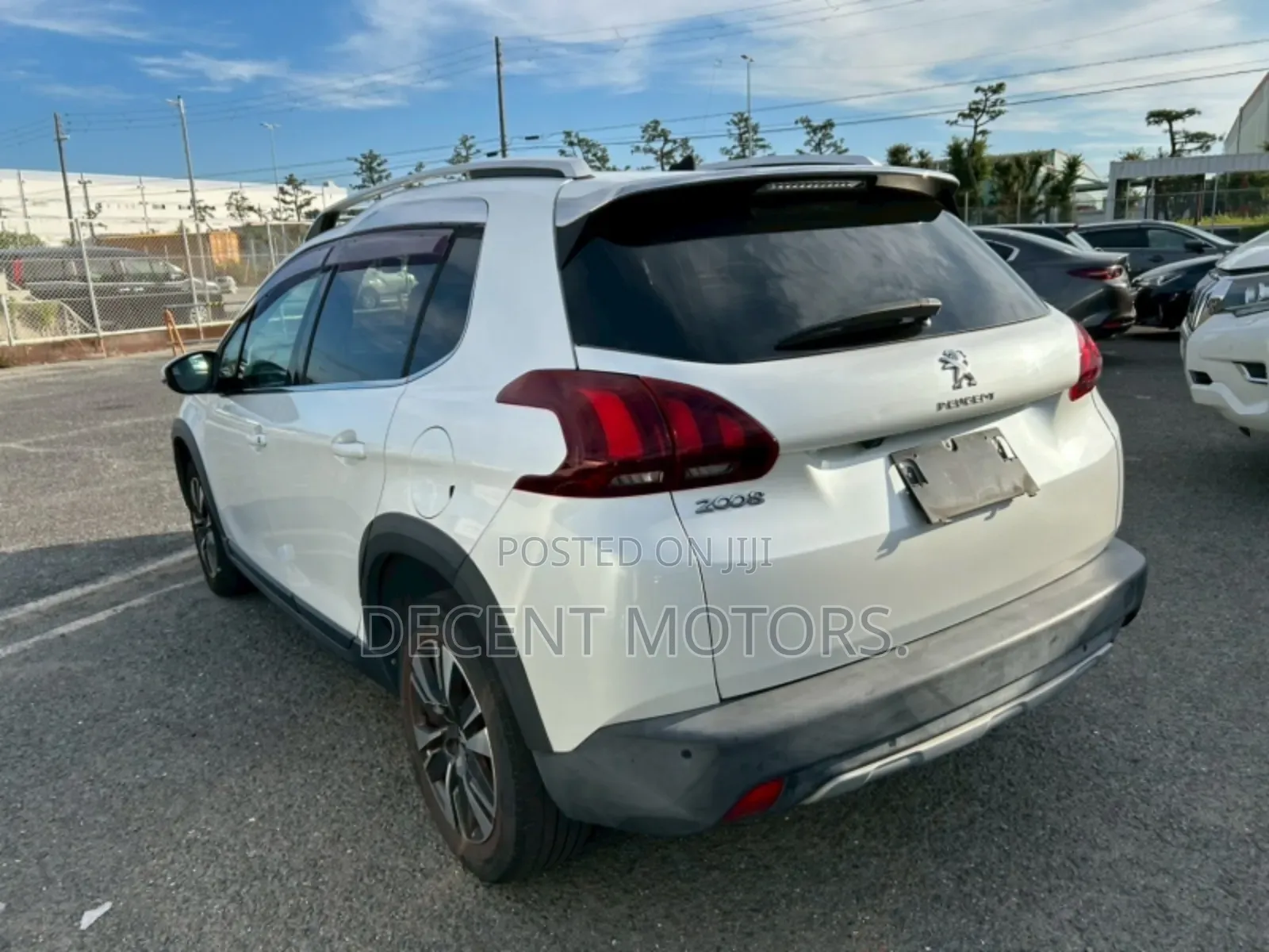 Peugeot 2008 1.2 PureTech (130 Hp) 2018 White