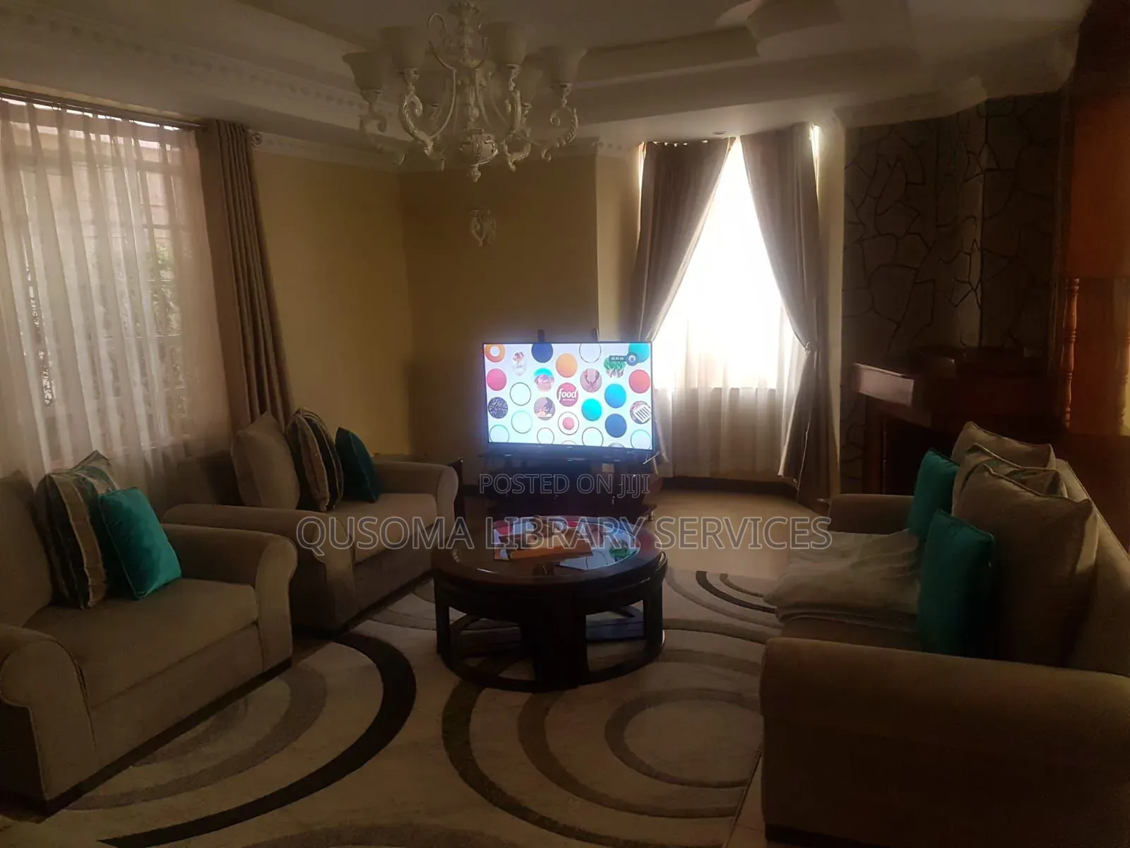 A Stunning 4-Bedroom Luxurious House With DSQ