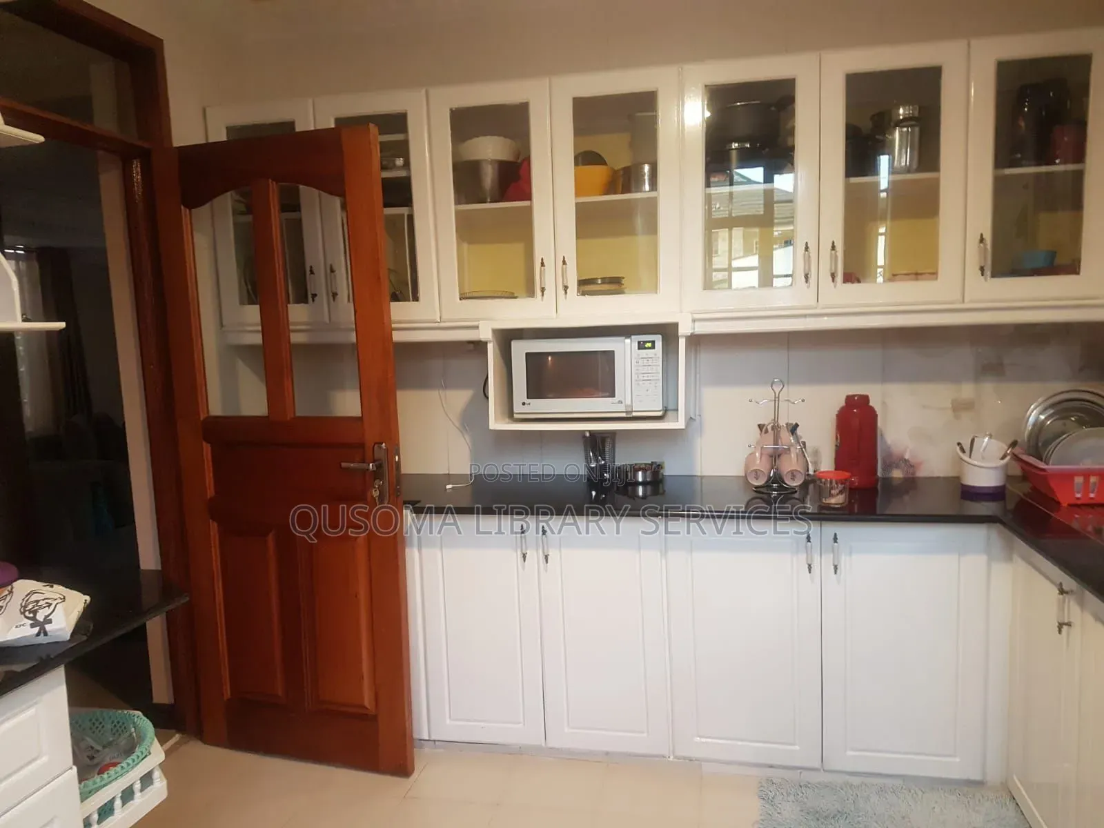 A Stunning 4-Bedroom Luxurious House With DSQ