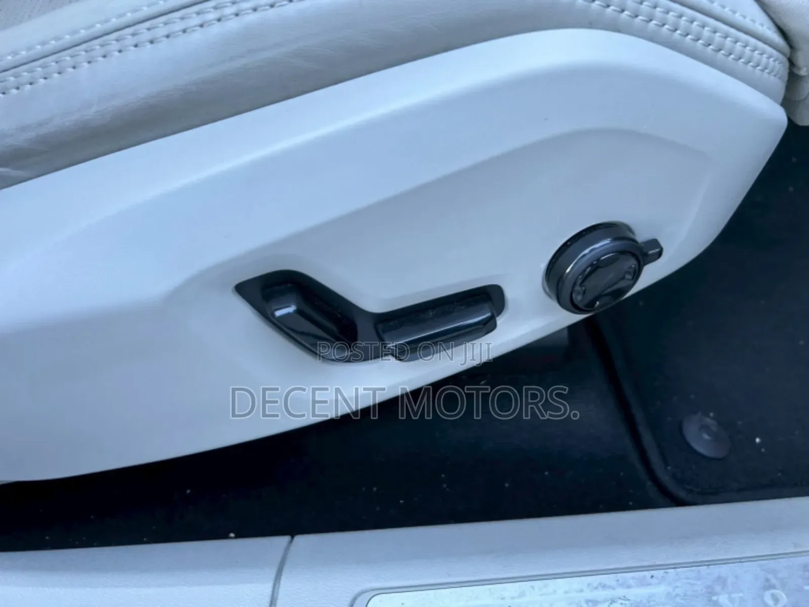 Volvo XC60 T5 R-Design AWD 2018 Black