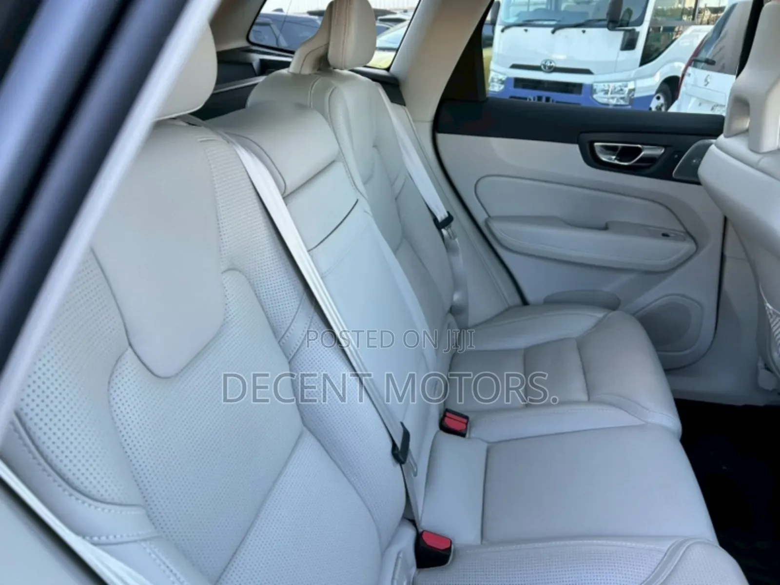 Volvo XC60 T5 R-Design AWD 2018 Black