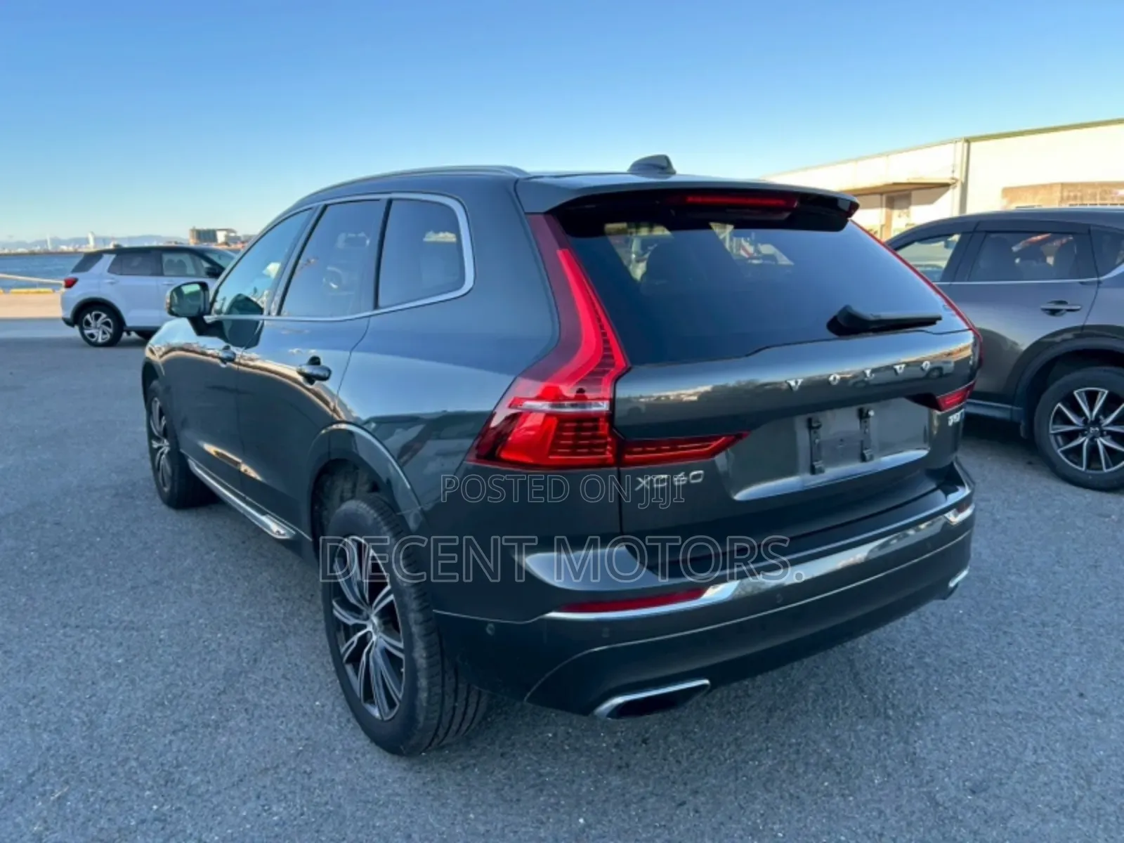 Volvo XC60 T5 R-Design AWD 2018 Black