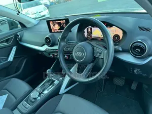 Audi Q2 1.0 TFSI FWD 2018 Black