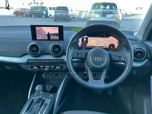 Audi Q2 1.0 TFSI FWD 2018 Black