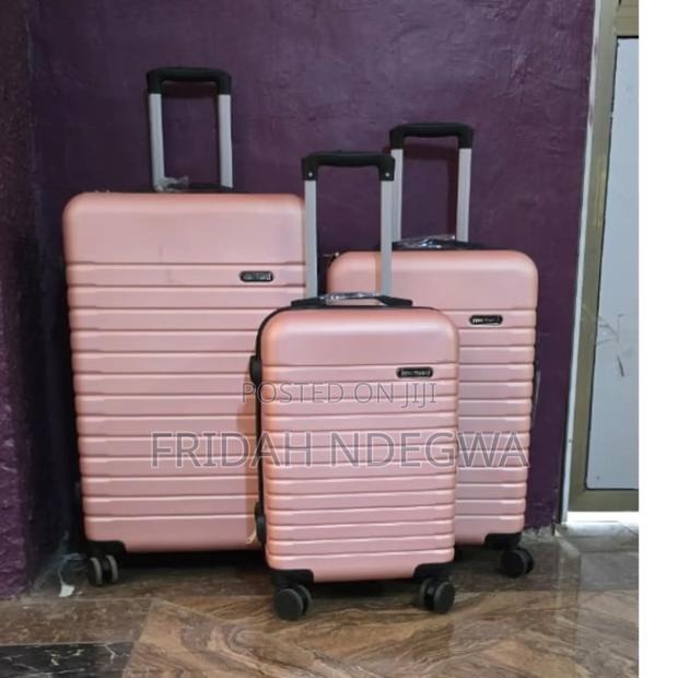 3 in 1 Luxurious Fibre Suitcase - thumbnail 2