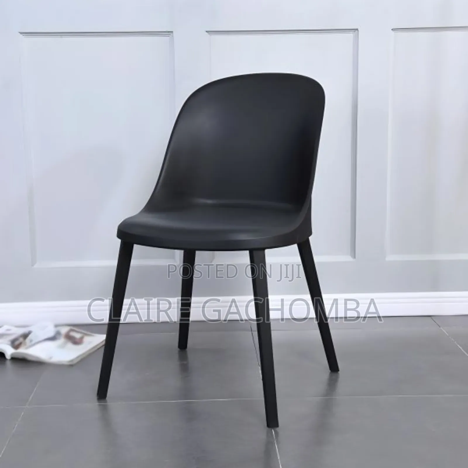 Black Round Office Chair