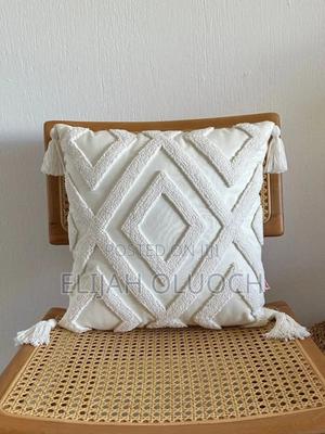 Boho Vintage Tufted Throw Pillow Covers With Tassels - main view