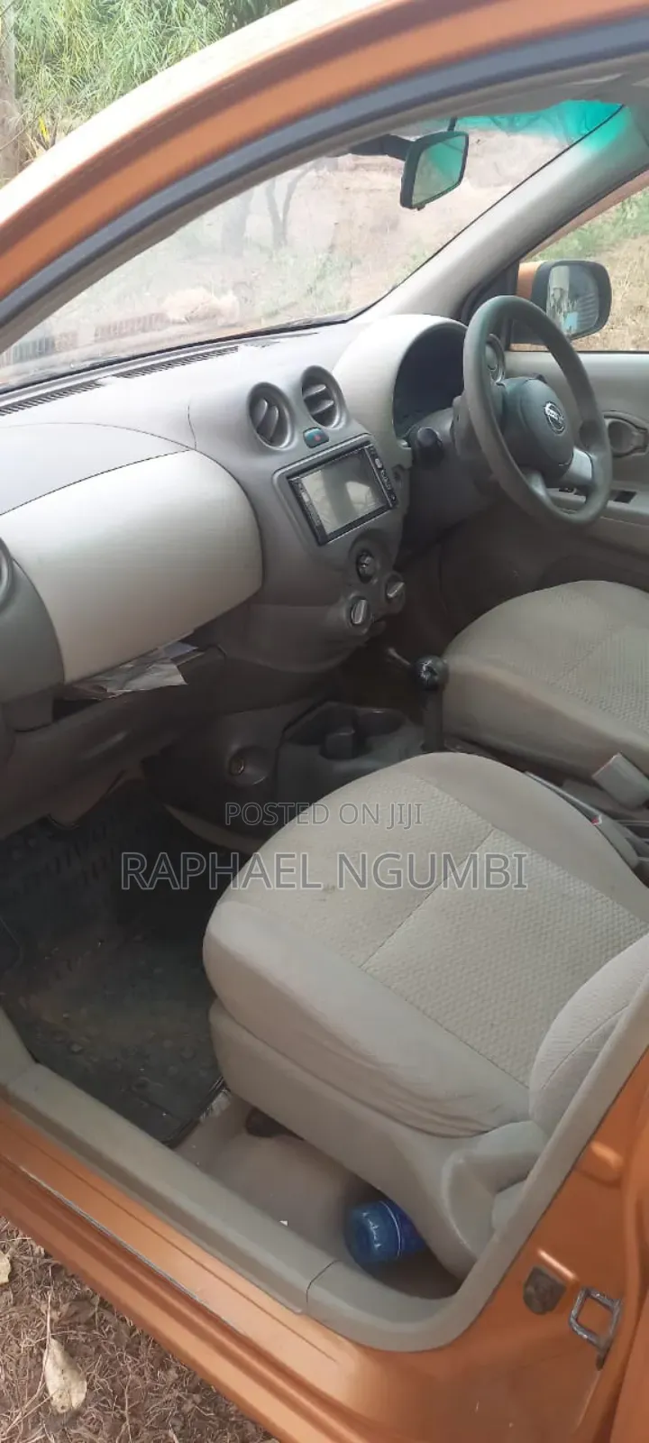 Nissan March 2013 Gold