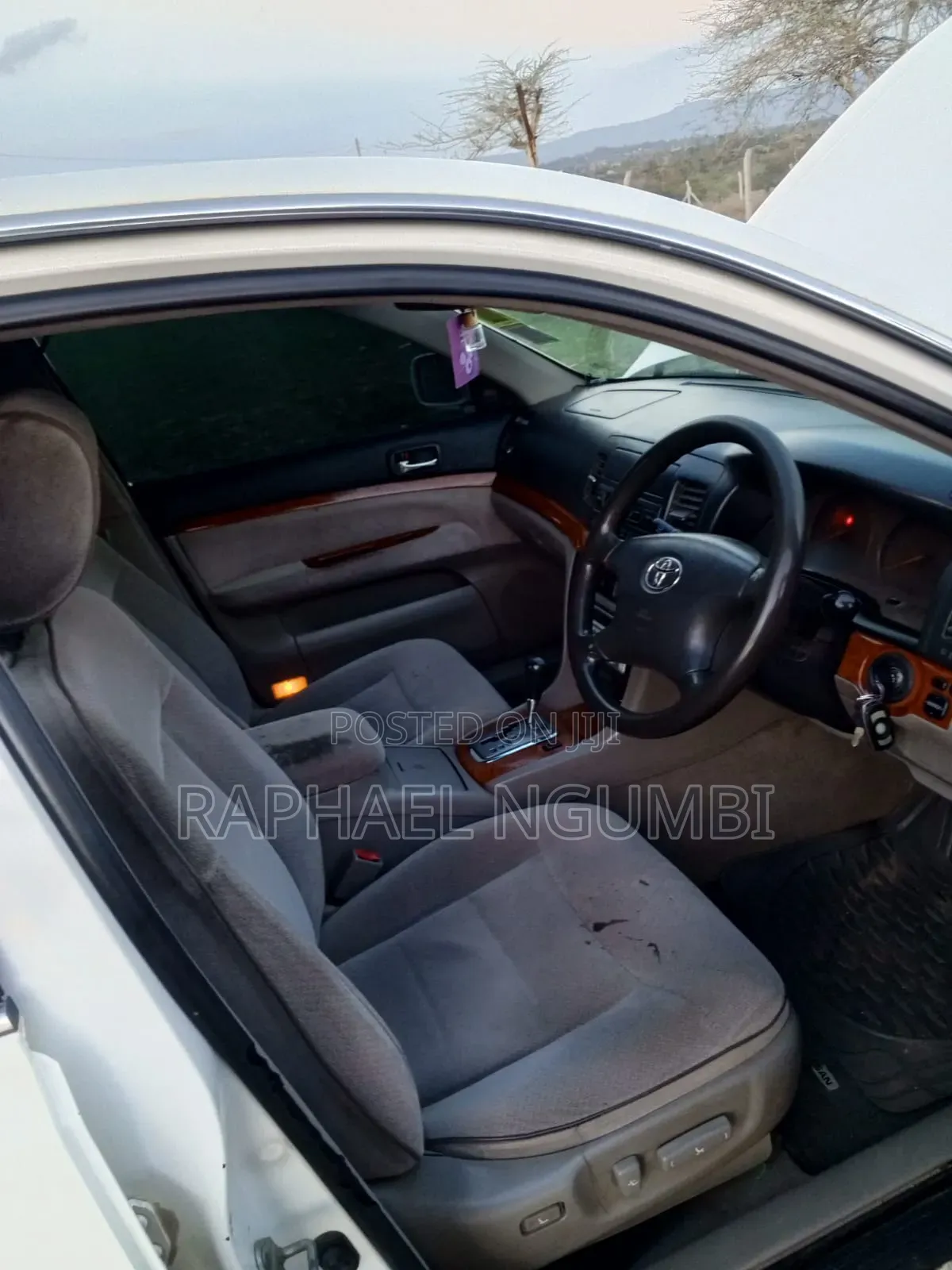 Toyota Mark II 2003 White