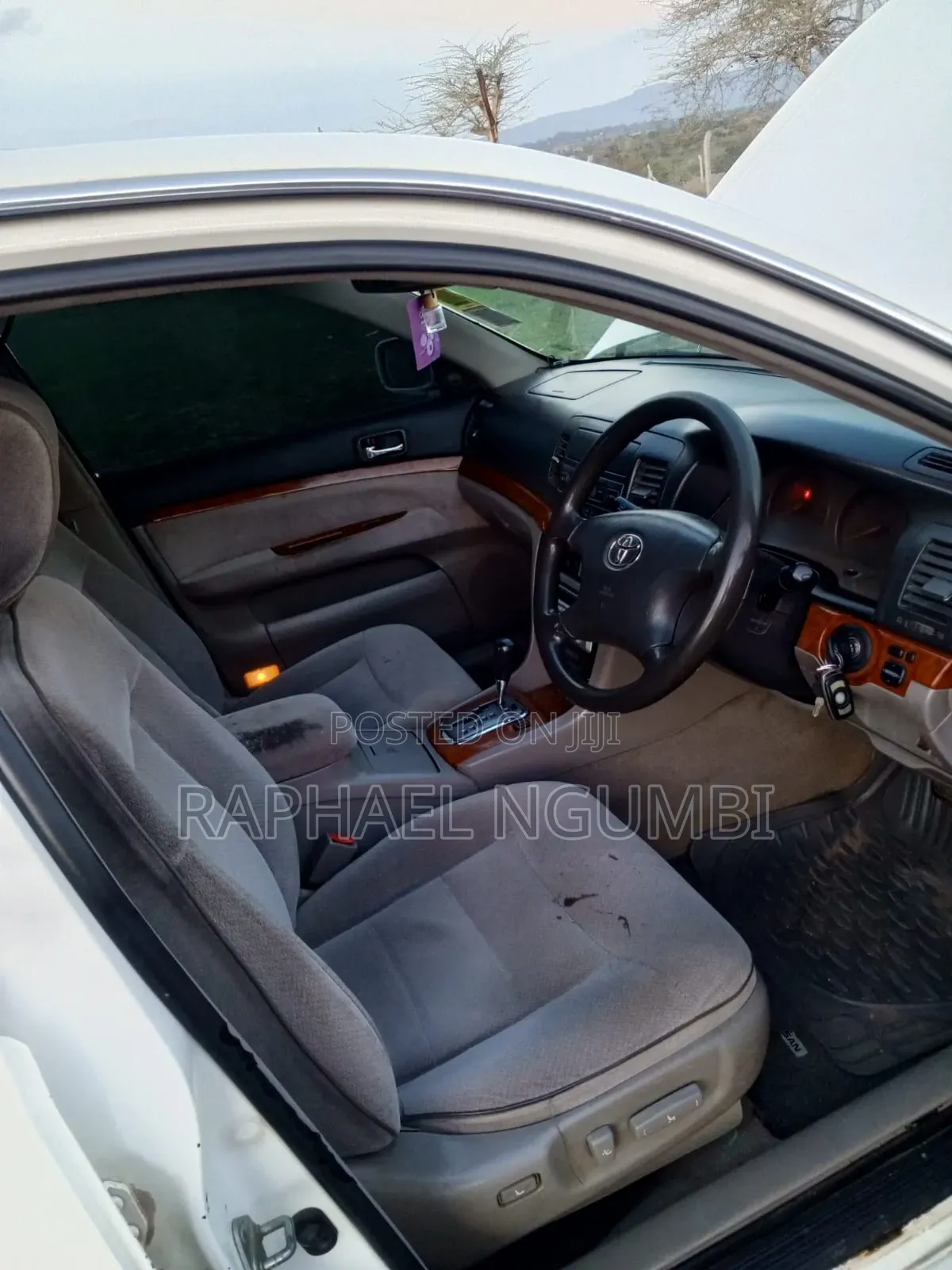 Toyota Mark II 2003 White