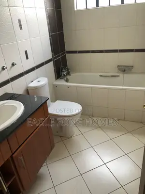 3bdrm Apartment in Rhapta Road for rent