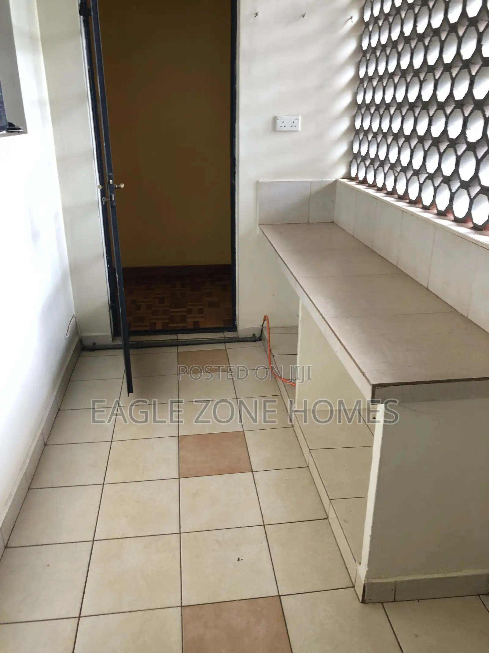 3bdrm Apartment in Rhapta Road for rent