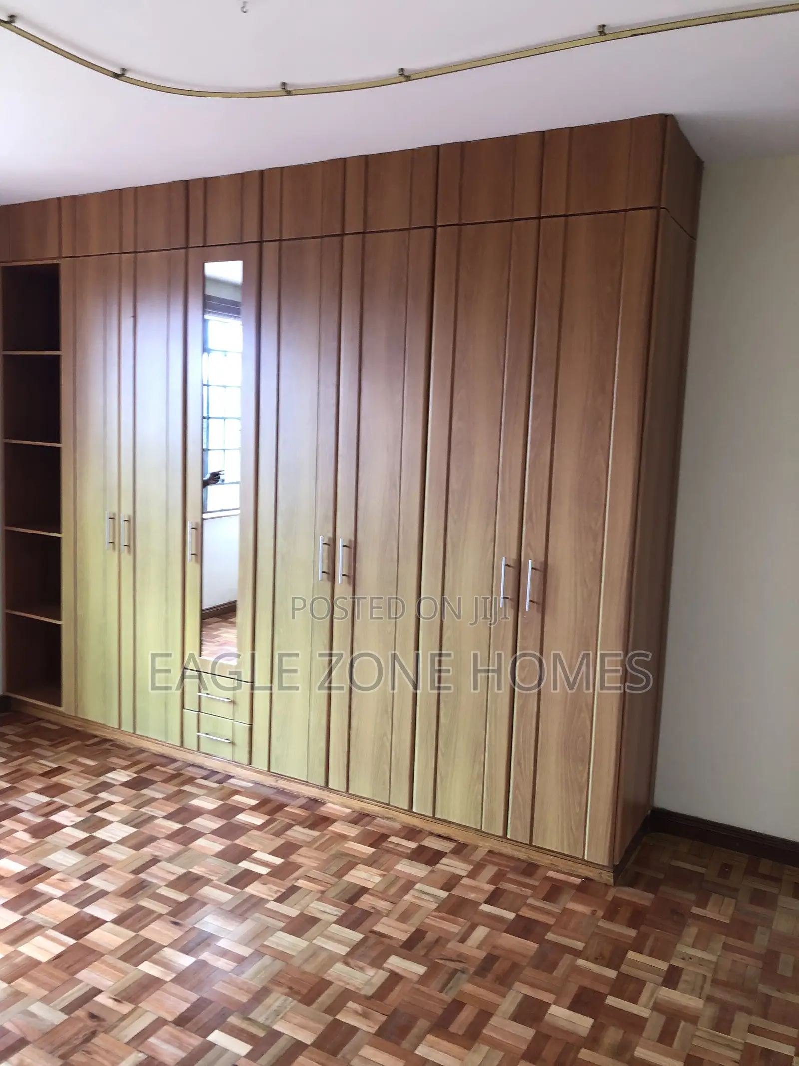 3bdrm Apartment in Rhapta Road for rent