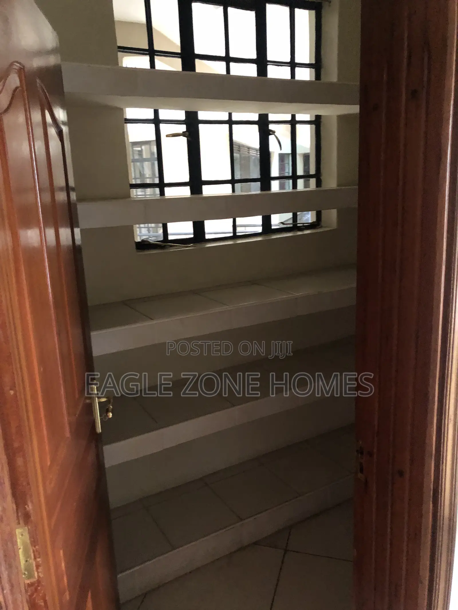 3bdrm Apartment in Rhapta Road for rent