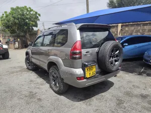 Toyota Land Cruiser Prado 3.0 D-4D 5dr 2008 Gray