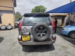 Toyota Land Cruiser Prado 3.0 D-4D 5dr 2008 Gray