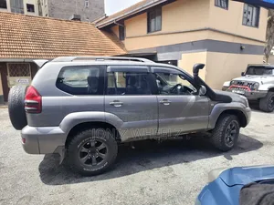 Toyota Land Cruiser Prado 3.0 D-4D 5dr 2008 Gray