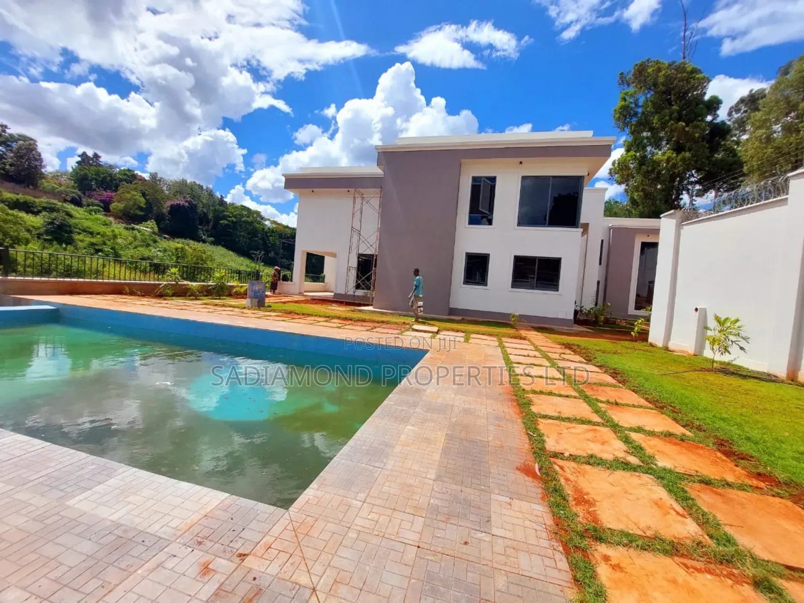 6bdrm Villa in Spring Valley for rent