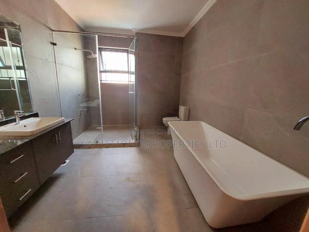 6bdrm Villa in Spring Valley for rent - thumbnail 7