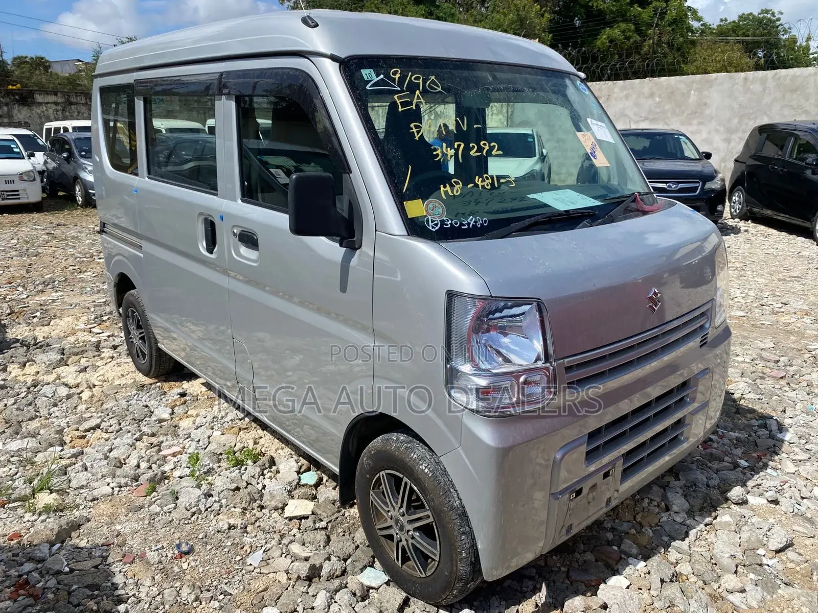Suzuki Every Wagon 2018 Silver