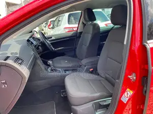 Volkswagen Golf 2018 Red