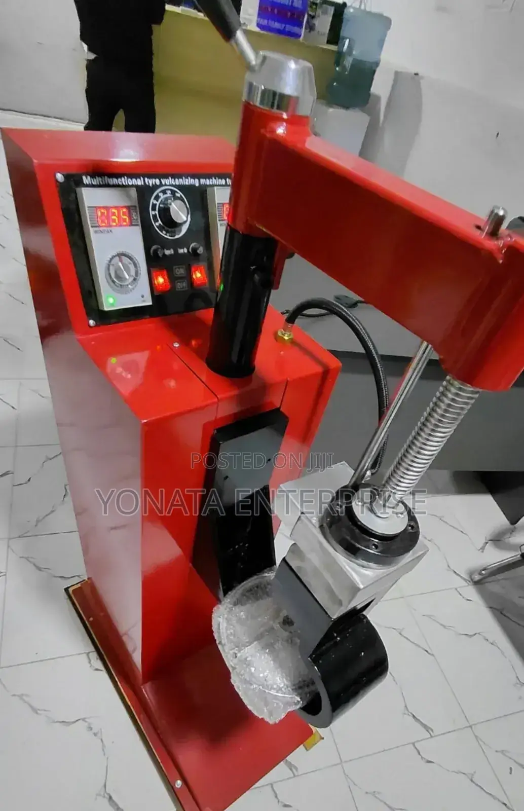 Heavy Duty Tire Vulcanizing Machine for Sale in Kenya