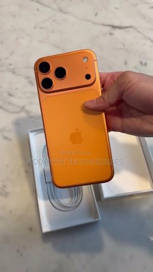 New Apple iPhone 17 Pro Max 256 GB Orange - main view