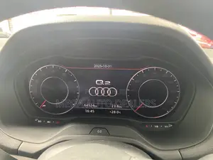 Audi Q2 2018 Blue