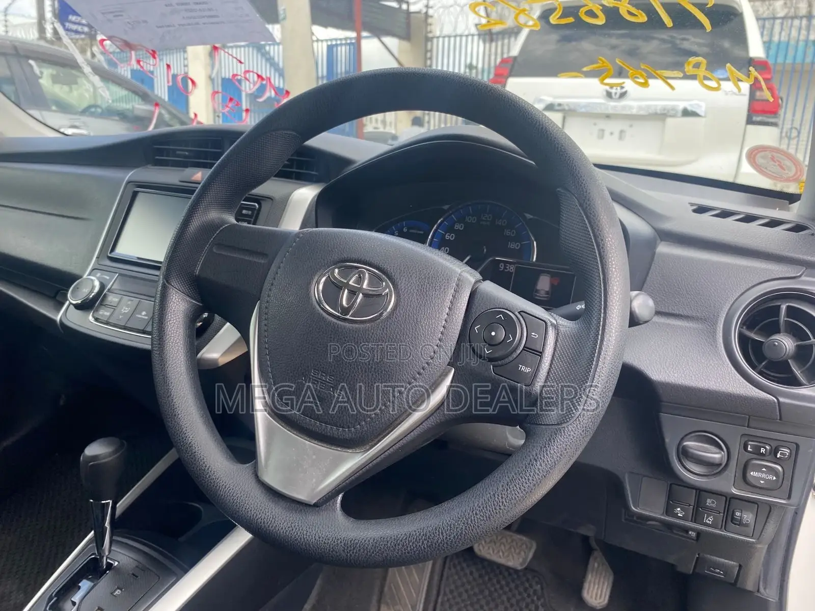 Toyota Corolla Fielder 2018 White