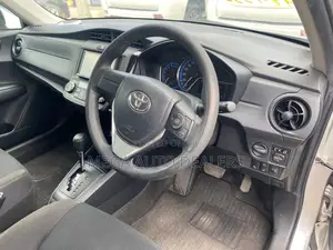 Toyota Axio 2018 Silver