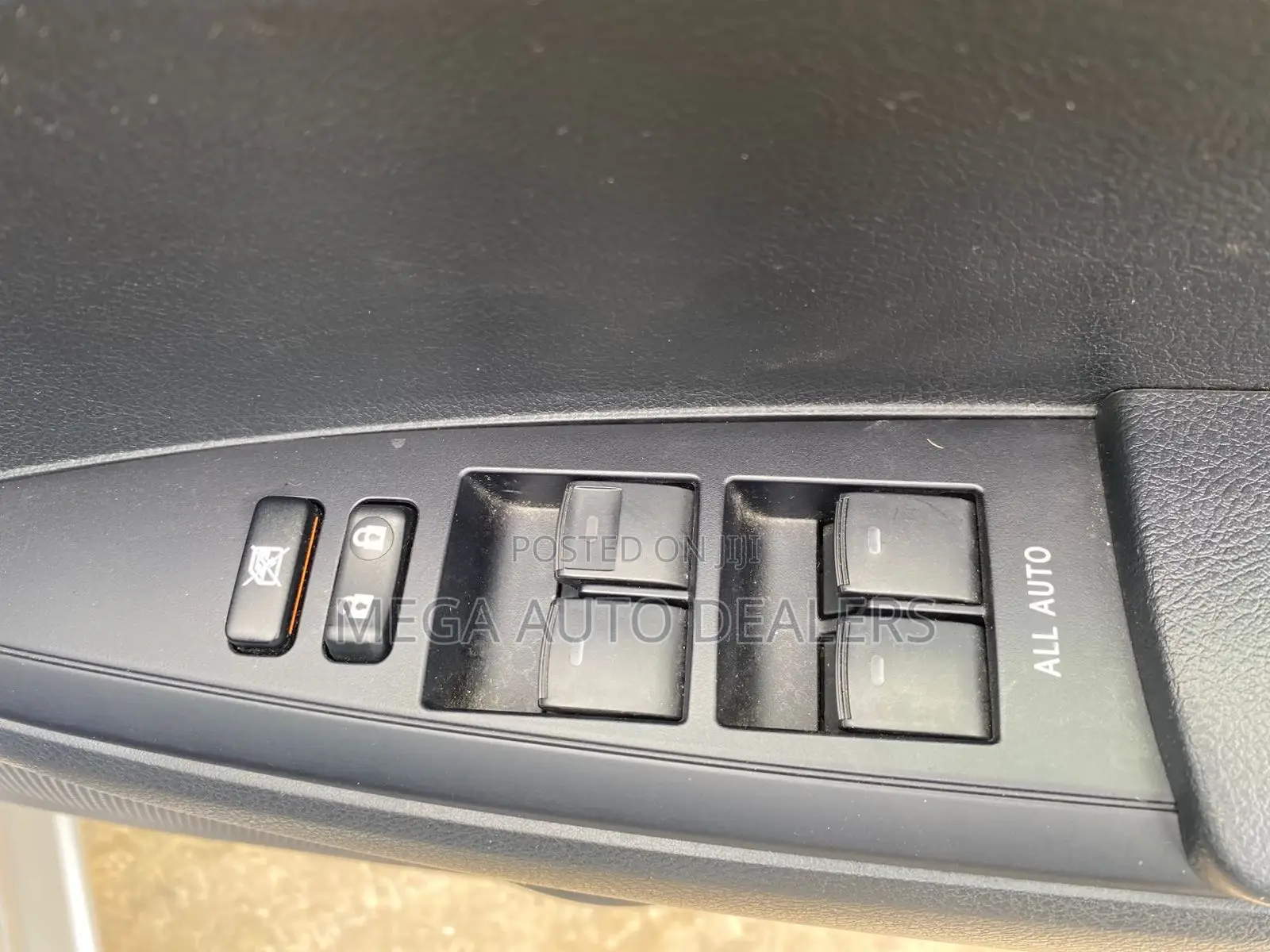 Toyota Axio 2018 Silver