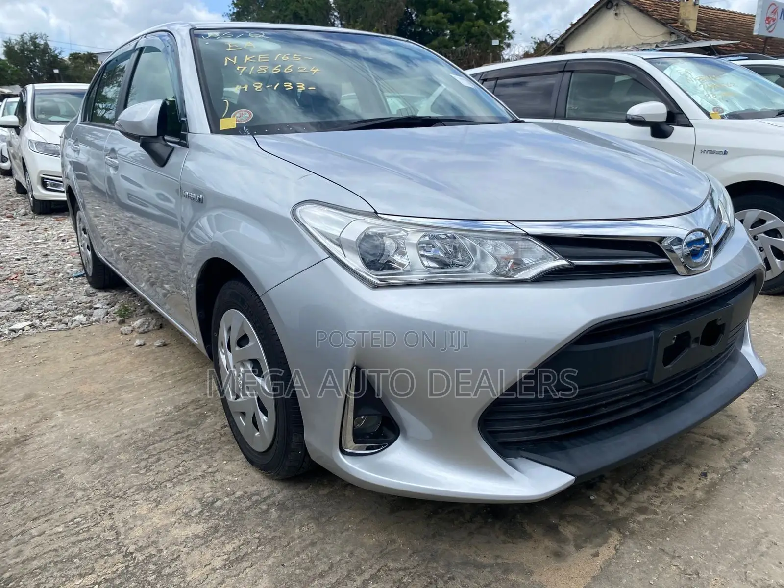 Toyota Axio 2018 Silver