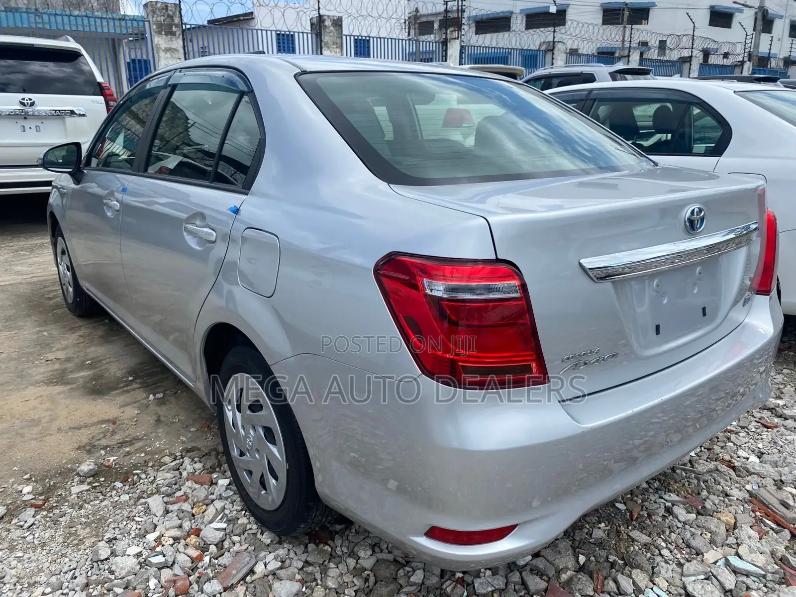 Toyota Axio 2018 Silver