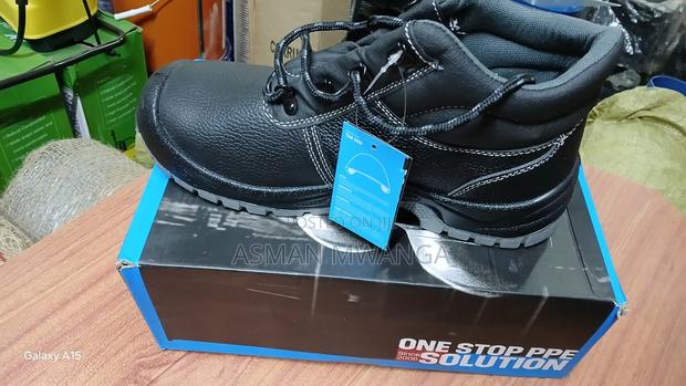 Safety Shoes With Steel Toe And Plate Vaultex