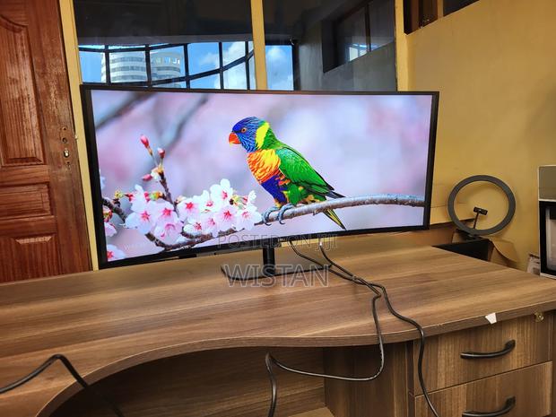 Dell 38 Inches Curved Monitor - thumbnail 2