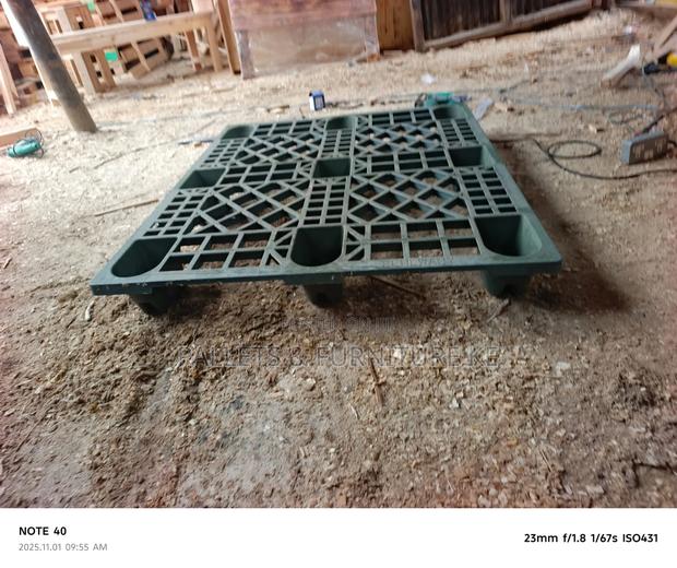 Planet Pallets - main view