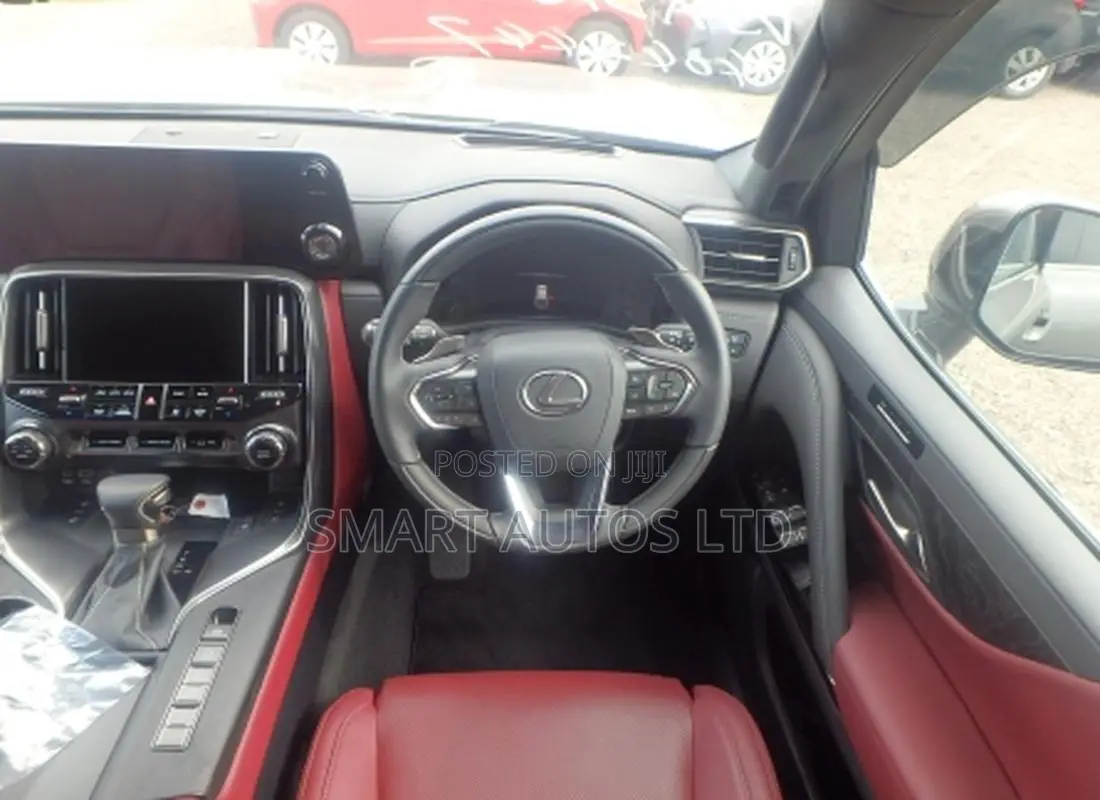 Lexus LX 600 2023 Gray