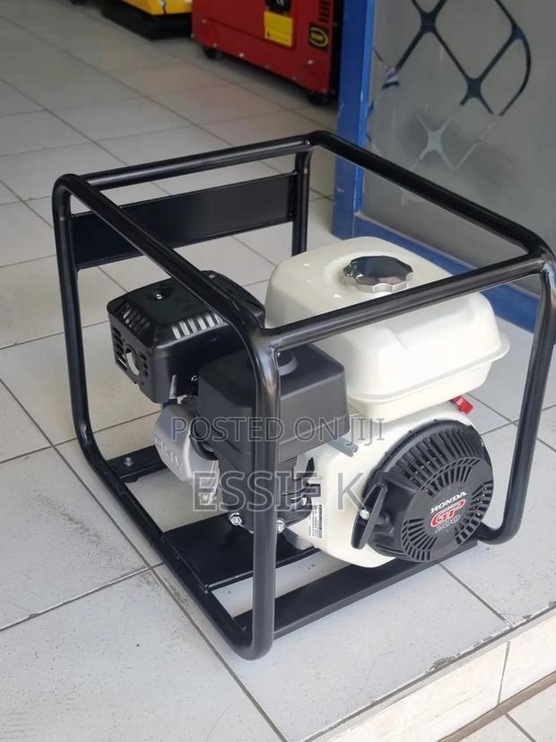 Honda Concrete Vibrator With Shaft - main view