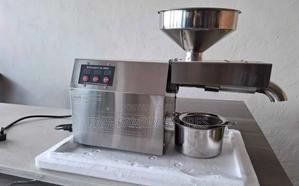 Oil Press Machine - thumbnail 2