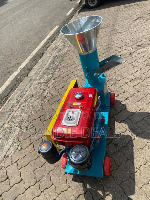 Feed Pellet Machine - main view